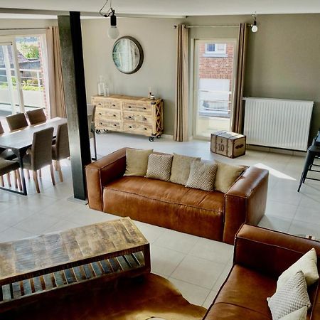 Loft En Duplex Avec Terrasse 3 Chambres Proche Pairi Daiza Mons Exterior foto